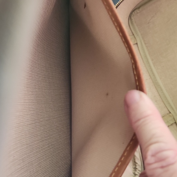 `ღ´- ♥ -`EXCELLENT CONDITION Authentic Louis Vuitton Excursion Bag `ღ´- ♥ -`ღ´-♥ - Picture 16 of 16